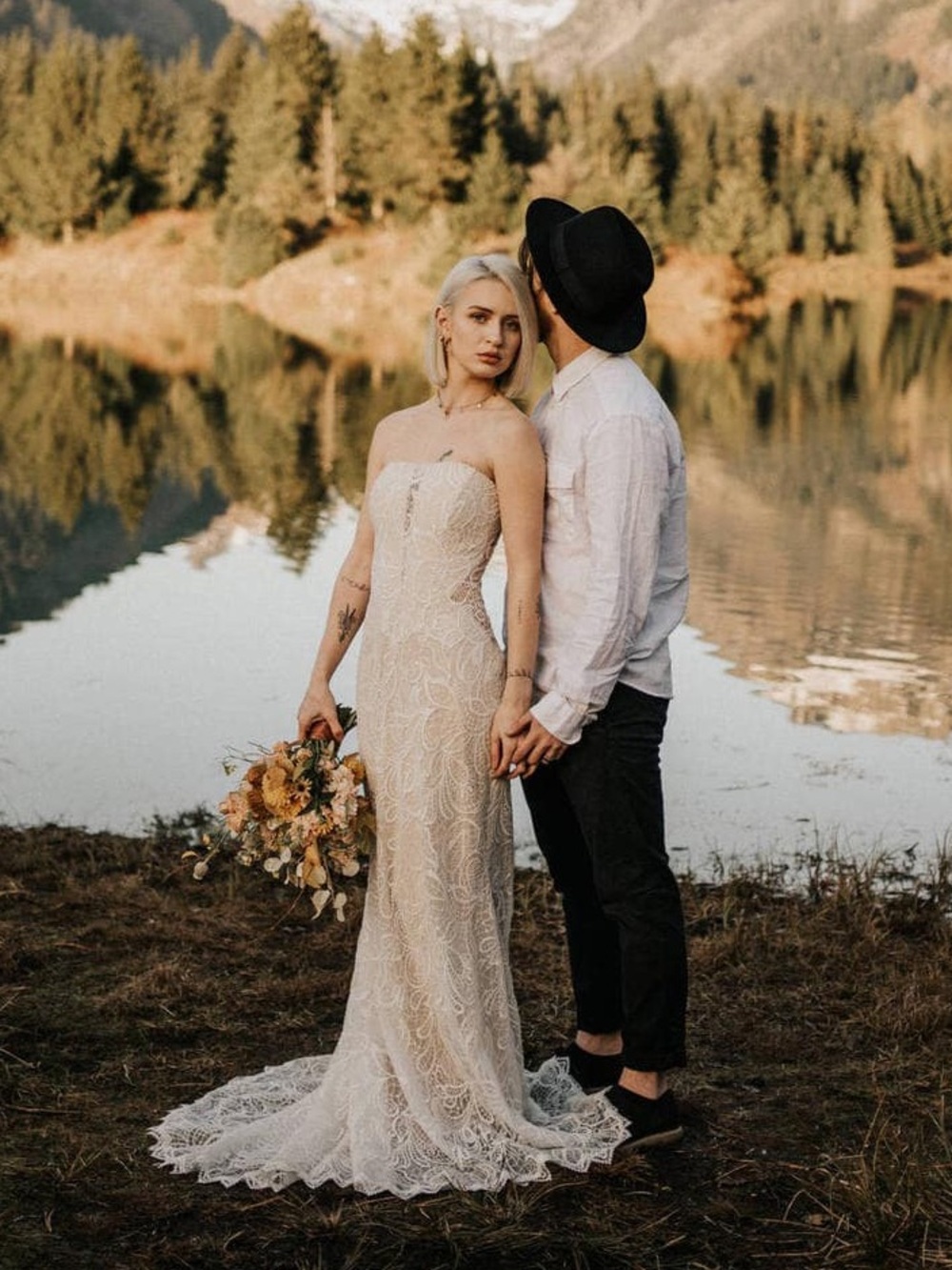 Gorgeous All Who Wander Piper Wedding Gown Boho Lace Strapless Size 10